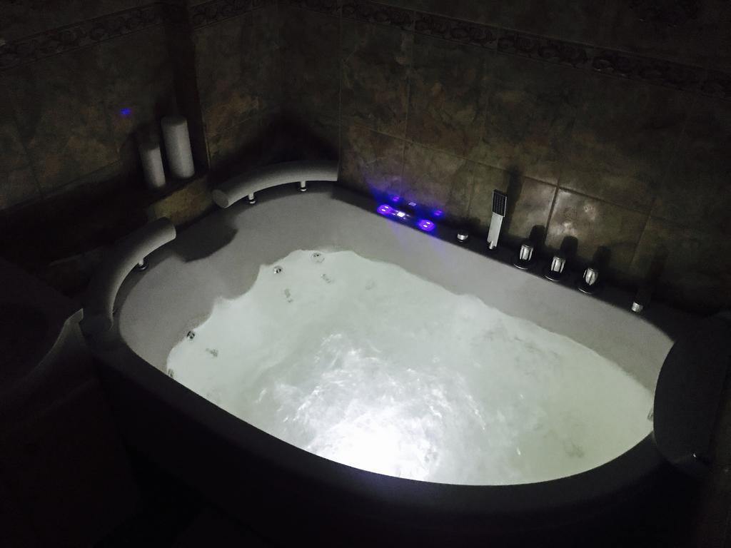 Trumpalaike Buto Nuoma Rokiskyje Su Jacuzzi Rokiskis Exterior photo